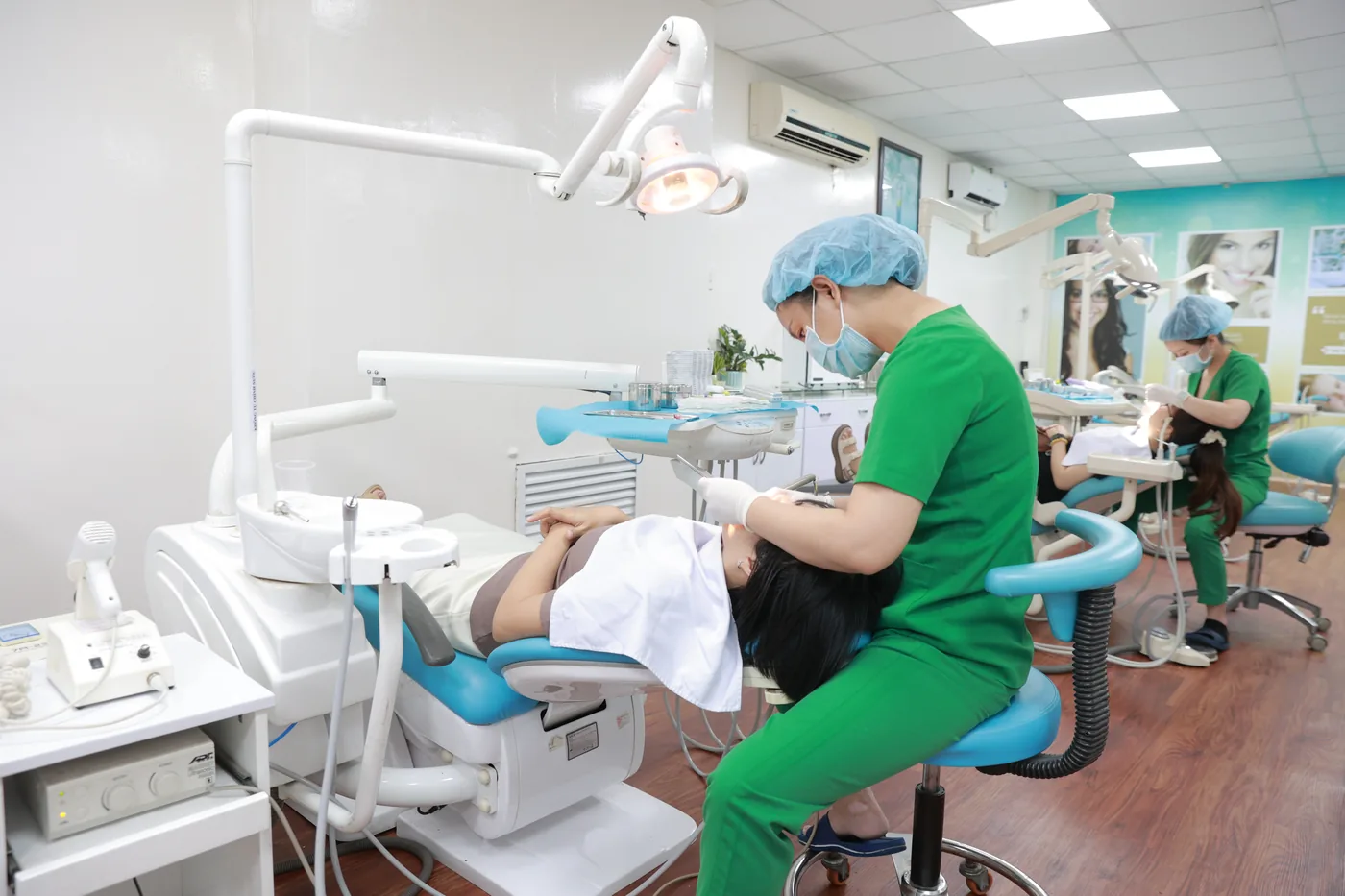 A Loose Tooth: Save It or Have It Out?