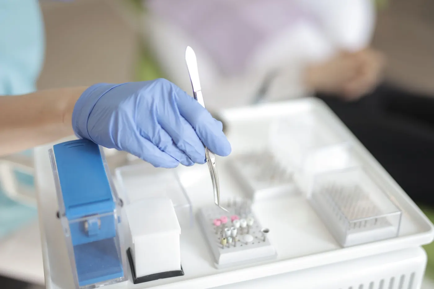 Do wisdom teeth need to be removed, and when should you see a dentist?